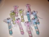 Tubo pet com tampinhas decoradas